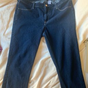 H&M skinny ankle dark blue jeans
